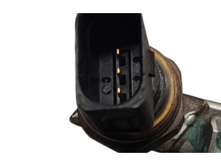 Топливная рампа 03C133317A, 03C129041A   Volkswagen PASSAT B6   для двигателя CDGA