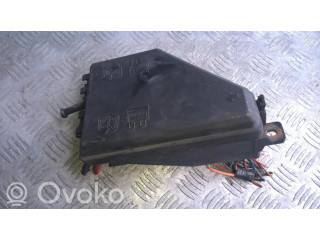 Блок предохранителей YQE103111, 133557071403 Rover 75