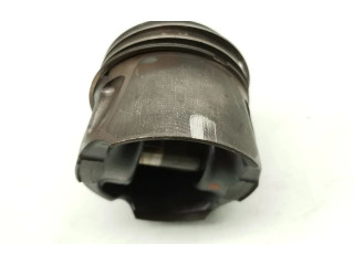 Píst    Ford Galaxy    QXWB 