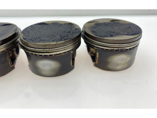 Píst HSB   Subaru Forester SF     