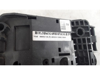 Блок предохранителей  YQE000210   MG ZT - ZT-T    