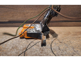 Замок багажника     Skoda Fabia Mk1 (6Y) 1999 - 2007 года