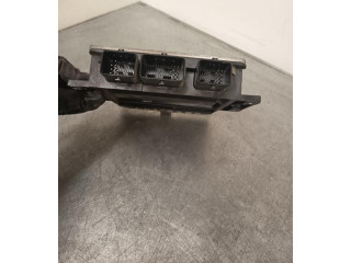 Блок управления двигателем Блок управления 8200513058   Dacia Logan I