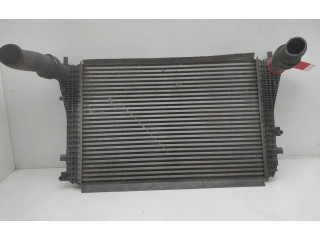 Интеркулер  3C0145805G   Volkswagen PASSAT 