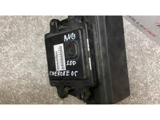 Блок предохранителей 04692073AB, 662AJ   Jeep Grand Cherokee (WK)    
