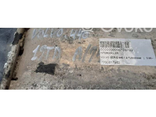 Интеркулер 7700817962 Volvo 440