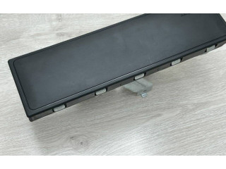 Подушка безопасности для колен 57B880841D Skoda Karoq