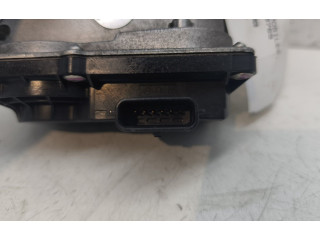 Дроссельная заслонка 8200568712    Dacia Sandero  D4F_732 