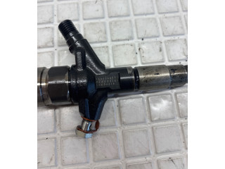 Форсунка 16613AA030    Subaru XV I   