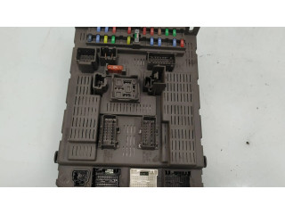 Блок предохранителей 9651938180, 96519381 Citroen C8