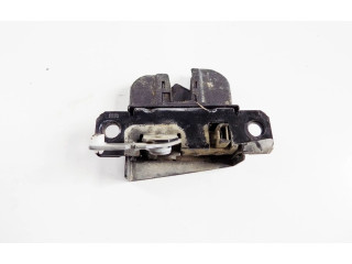 Замок багажника     Volkswagen Caddy 2011 - 2016 года