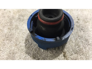 Крышка расширительного бачка охлаждающей жидкости