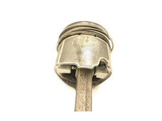 Píst G8T716   Renault Espace III    G8T716 