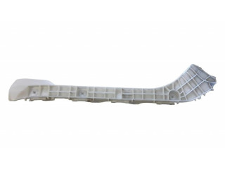 Задний держатель бампера