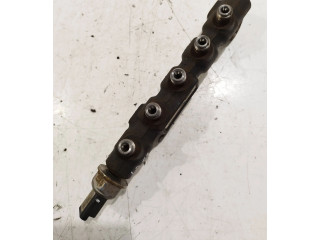 Топливная рампа 9654592680   Volvo V50  