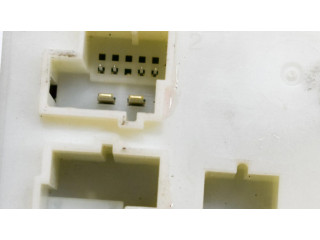 Блок управления крышки багажника