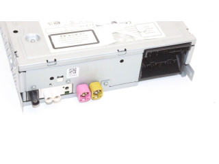 Радио/ проигрыватель CD/DVD / навигация 5Q0035820 Skoda Fabia Mk3 (NJ)