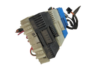 Блок предохранителей    Volvo XC70    