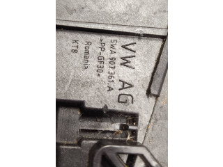 Блок предохранителей 5WA907361A Skoda Octavia Mk4