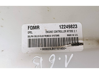 Блок управления двигателем Блок управления 12249823, 13144390 Opel Meriva A