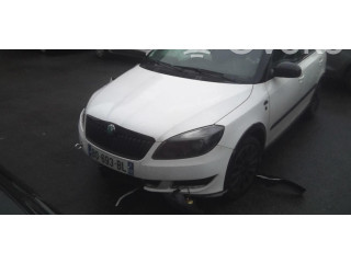 Зеркало электрическое Skoda Fabia Mk2 (5J) 2007 - 2014 года