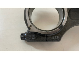 Píst 8487E, 512 BMW 1 E81 E87 pro naftový motor 2.0