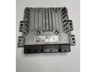 Блок управления двигателя 237104454R, S180095134A Dacia Duster