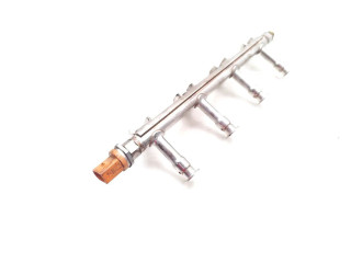 Топливная рампа 03F133320C, 06J906051D   Skoda Fabia Mk2 (5J)   для двигателя CBZB