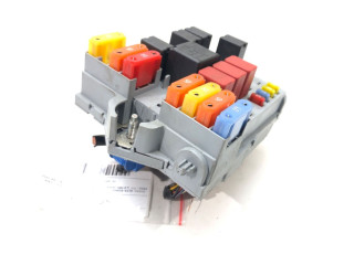 Ящик предохранителей (комплект) 50510969   Alfa Romeo 159