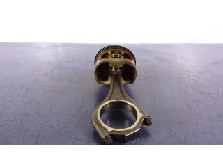 Поршень (поршни)