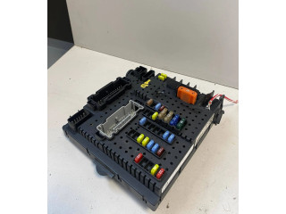 Блок предохранителей 30786646, 07W102 Volvo S60