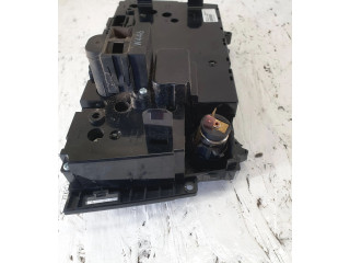 Блок управления климат-контролем 8697140, 04W50E01 Volvo V70