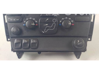 Блок управления климат-контролем 8697140 Volvo V70