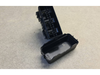   Pojistková skříňka 8266260380   Toyota Land Cruiser (J150) 2012