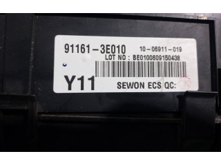Блок предохранителей 911613E010   KIA Sorento    