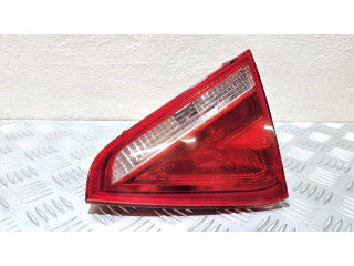 Задний фонарь в крышке