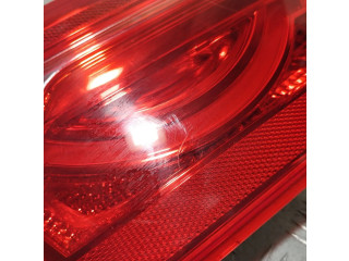 Задний фонарь Jaguar XE 2015- года