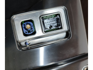 Дисплей 32316263 Polestar 2