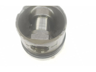 Píst 11217786998 BMW X5 E53 2.9