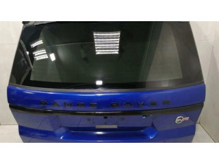 Задняя крышка (багажника)