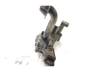 Масляный насос 038115121A Skoda Octavia Mk2 (1Z)