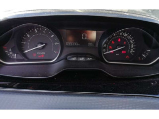 Панель приборов Peugeot 2008 I