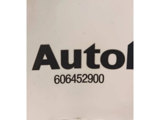 Подушка безопасности пассажира 606452900 Volvo V70