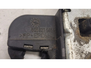 Замок задней крышки