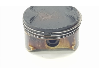 Píst 7562451, 11257562451 BMW 1 E81 E87