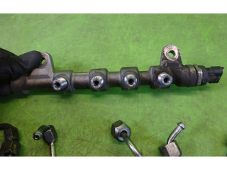 Магистральная трубка топлива