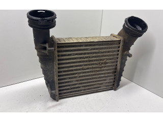 Интеркулер  1784594   Volkswagen PASSAT B5.5 