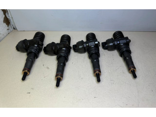 Комплект форсунок 038130073AG, 0414720215    Volkswagen Touran I   