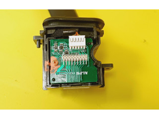 Ручка стеклоочистителей 8691695 Volvo S60