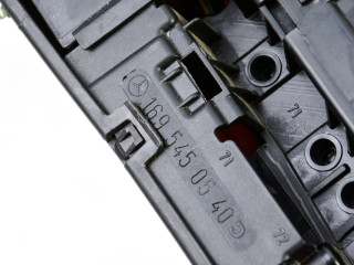 Pojistková skříňka 1695450540 Mercedes-Benz W169 2004